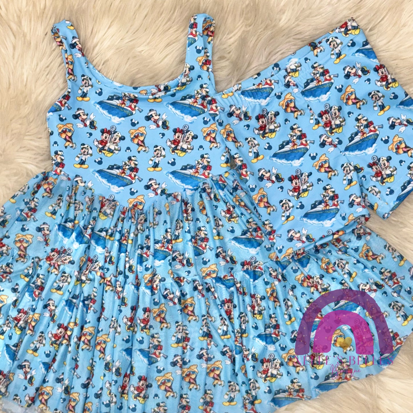 Mesh twirl blue friends with shorts