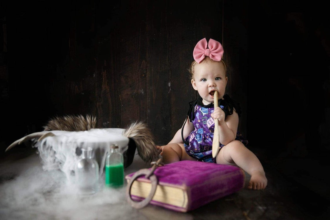 Potions and spell book Romper