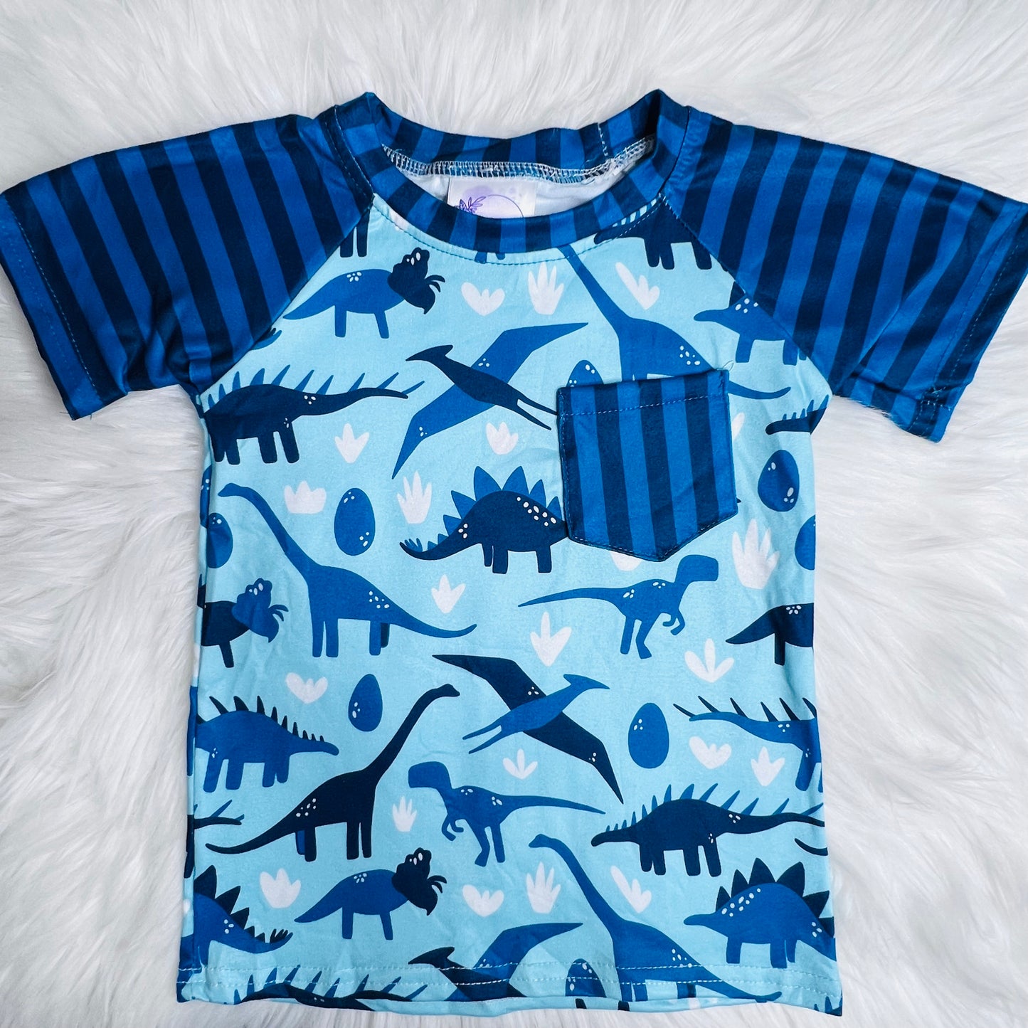 Dino tee